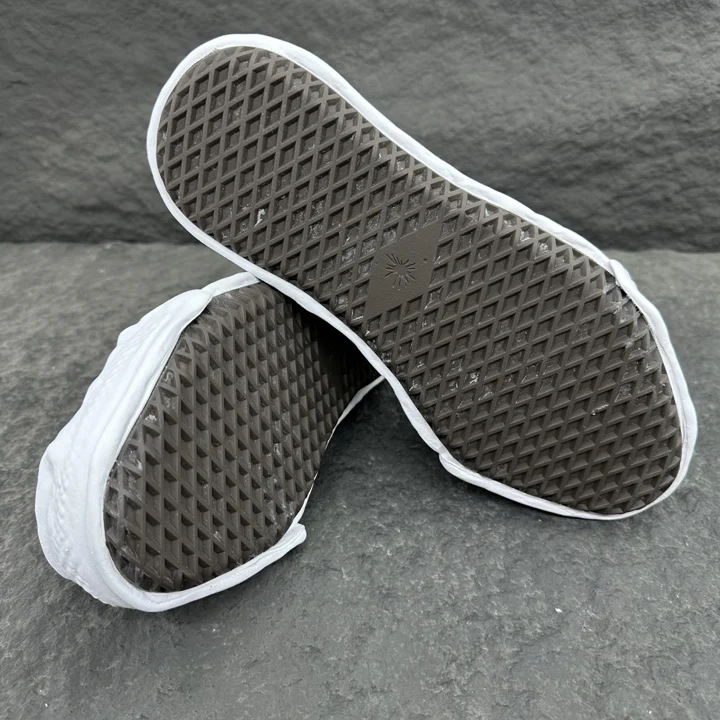 View 6 of Maison MIHARA YASUHIRO HANK VL OG Sole Canvas Low-top Sneaker