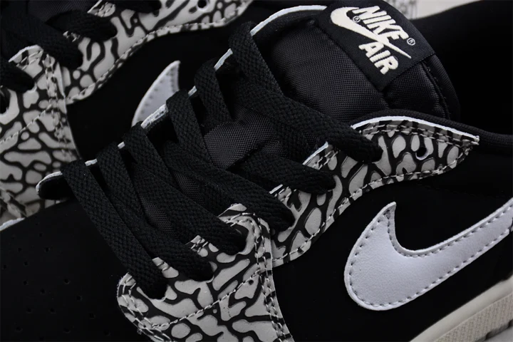 View 72 of Air Jordan 1