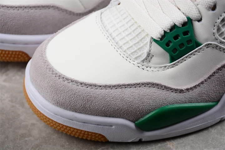 View 26 of Air Jordan 4