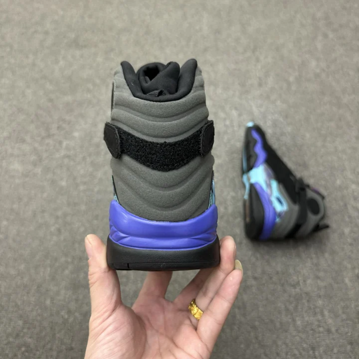 View 7 of Air Jordan 8