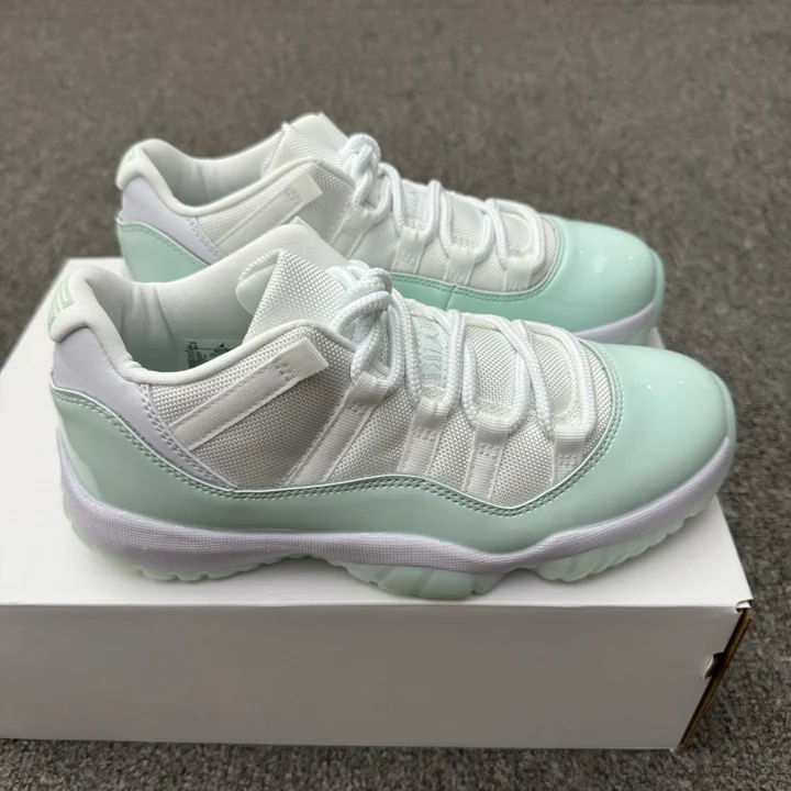 View 135 of Air Jordan 11