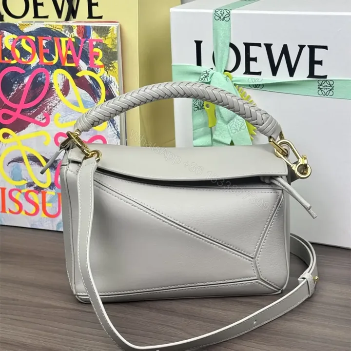 View 1 of 高仿Loewe*Puzzle系列6579小牛皮單肩包貝殼灰小號免檢版