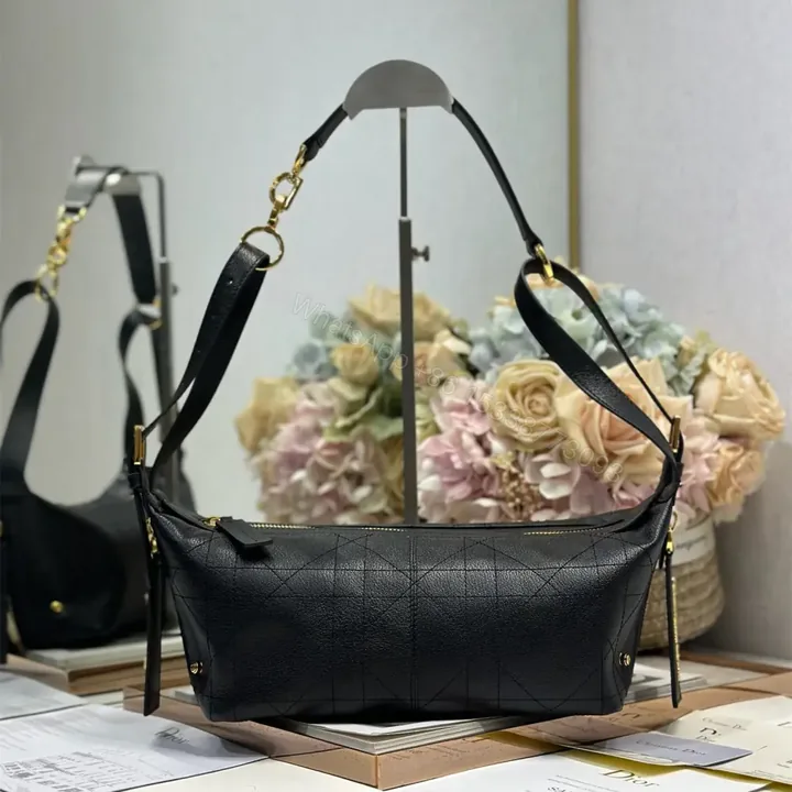 View 1 of 高仿Dior*D-Journey系列M2416M900小牛皮單肩包小號黑色免檢版