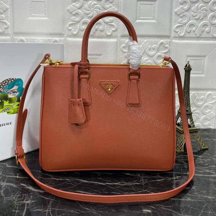 View 1 of PRA GALLERIA 32 BAG IN BRONZE ORANGE SAFFIANO LEATHER
