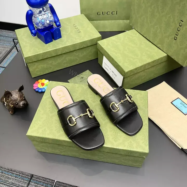 View 1 of GUCCI SLIPPERS – SDG026