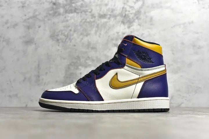 View 1 of Air Jordan 1 High OG “LA to Chicago” Reps