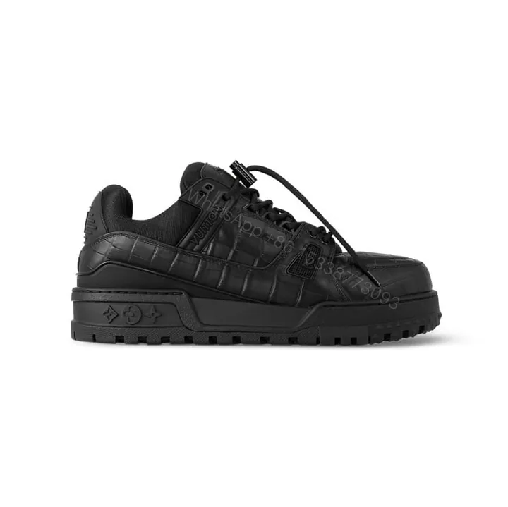 View 1 of LV TRAINER MAXI SNEAKER – LSVT415