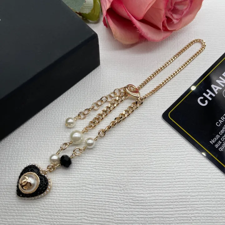 View 1 of EN – Lux Chanel Necklaces 042