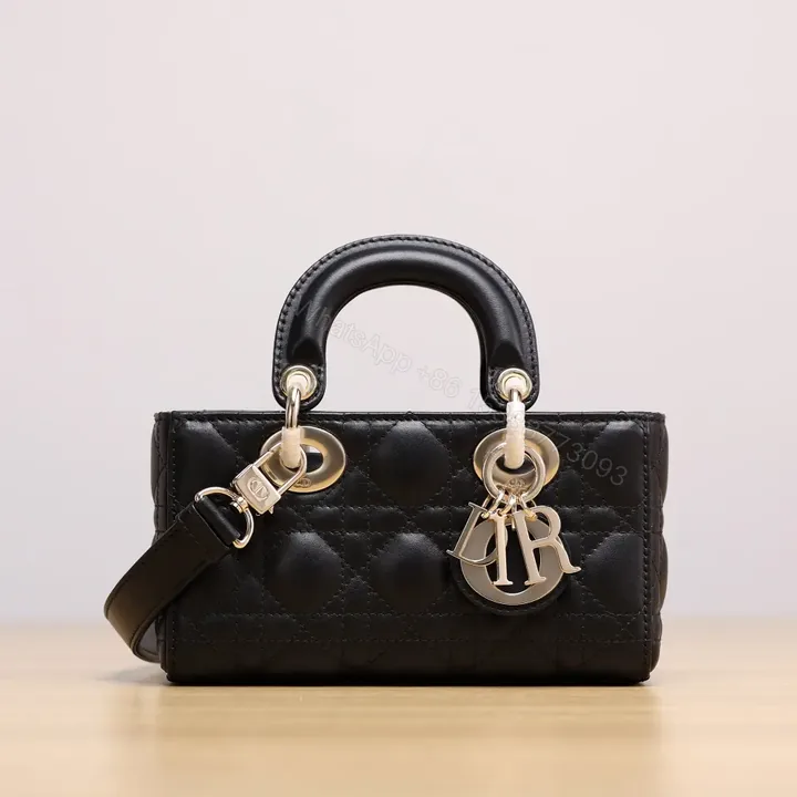 View 1 of 高仿Dior*LadyDJoy系列S0636M900小羊皮戴妃包黑色Mini免檢版