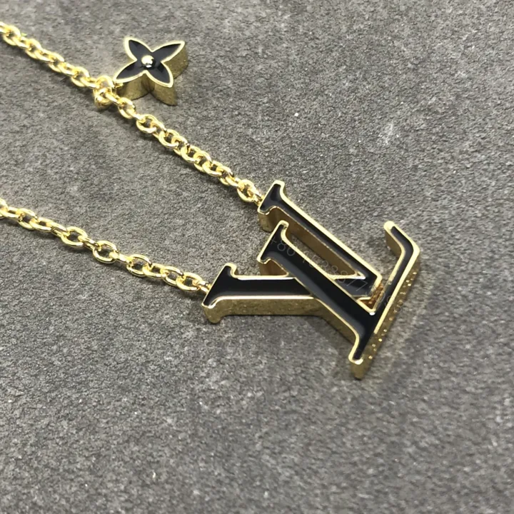 View 1 of EN – Lux LV Necklaces 025