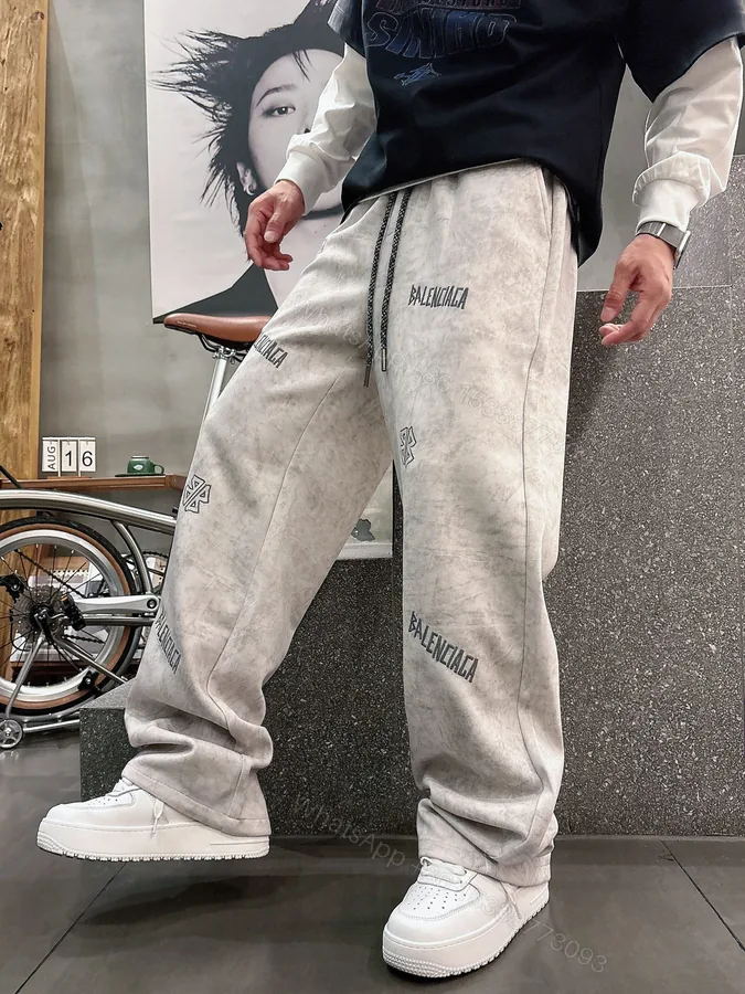 View 1 of Balenciaga一比一男士休閒長褲 米色水洗風寬鬆直筒運動褲字母印花款
