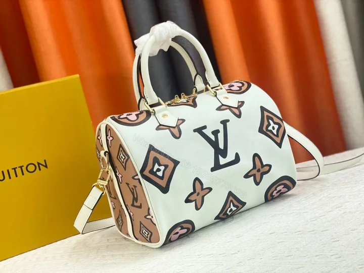 View 1 of New Arrival Bag LUV 786