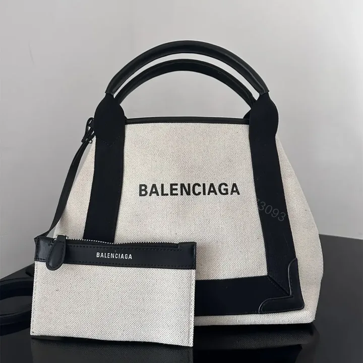 View 1 of 高仿BalenciagaNavyCabas帆布Tote包26CM