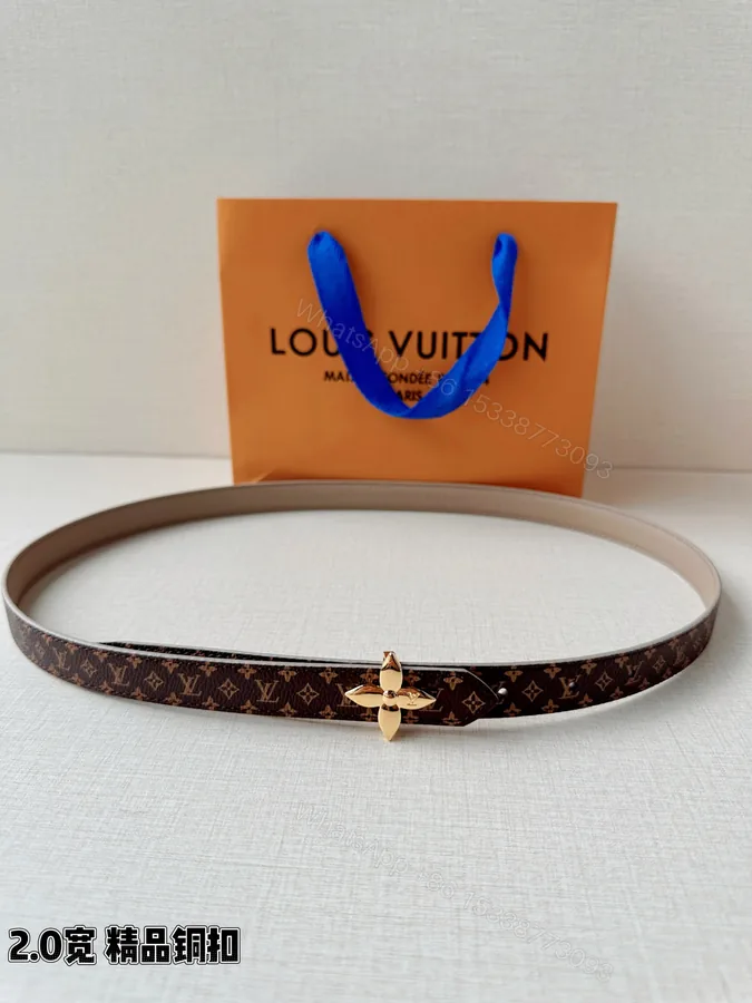 View 1 of LV A貨女款 Monogram 花朵金扣細版腰帶 優雅百搭款