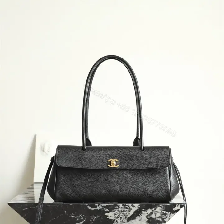 View 1 of 高仿Chanel*26S系列AS6288粒面小牛皮單肩包黑色免檢版