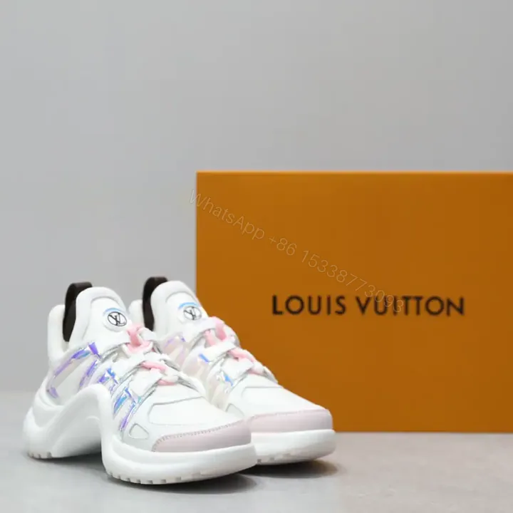 View 1 of LV ARCHLIGHT SNEAKER – LSVM007