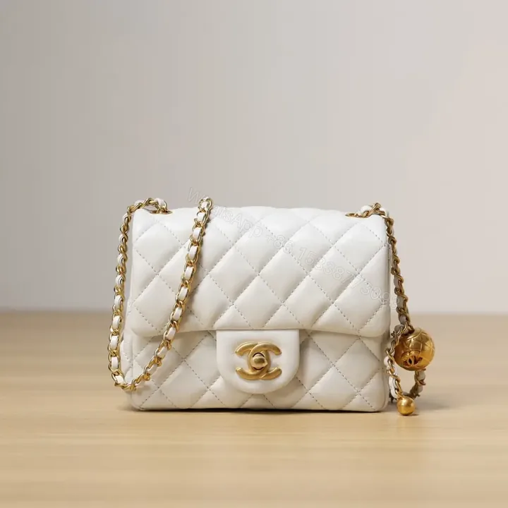 View 1 of 高仿Chanel*CF系列方胖子金球包白色XS免檢版