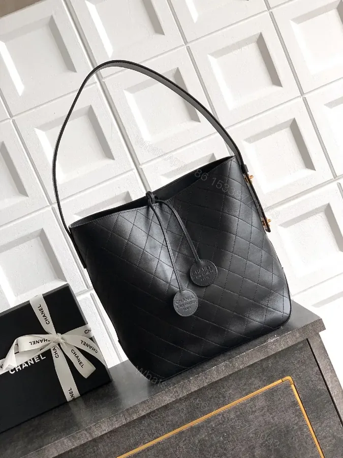 View 1 of Chic Quilted Tote Bag: Minimal Hardware, Black