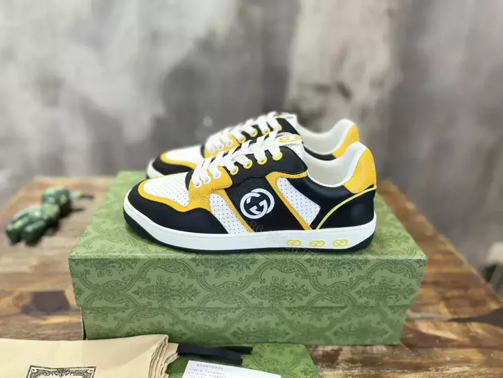 View 1 of GUCCI LOW TOP SNEAKER – GC205