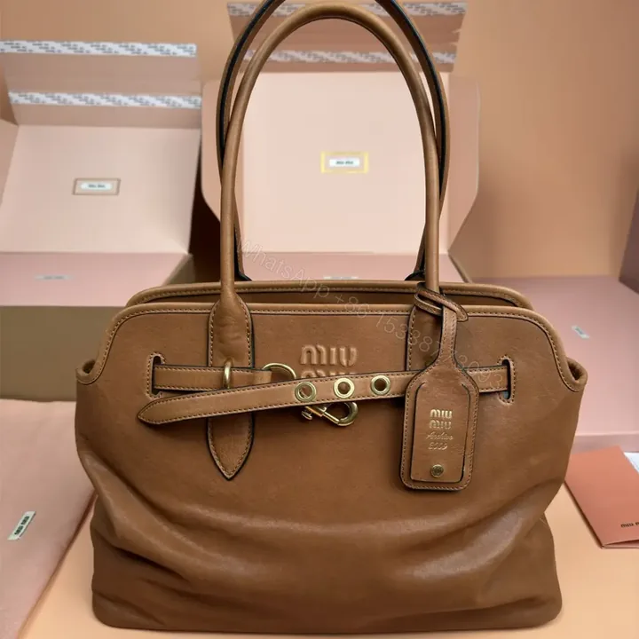 View 1 of 高仿miumiu*Aventure系列5BG291手提包棕色免檢版