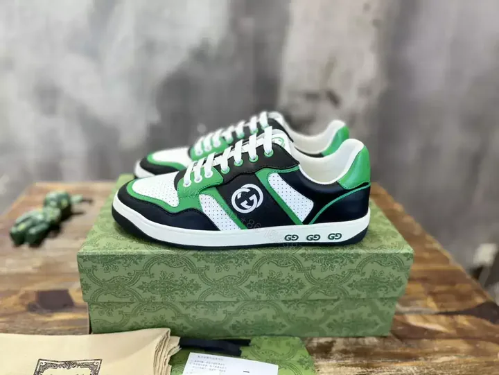 View 1 of GUCCI LOW TOP SNEAKER – GC206
