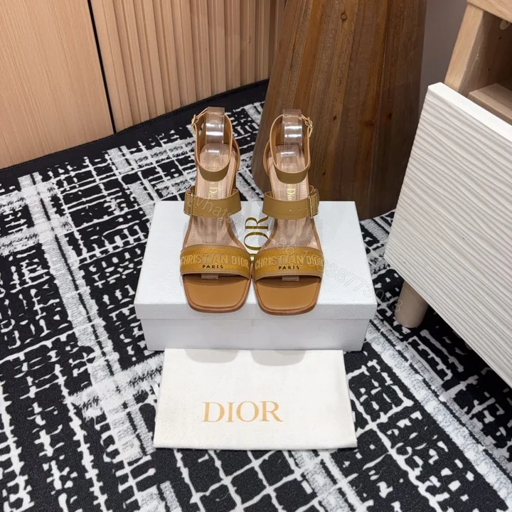View 1 of 高仿Dior*Dway3系列KDO184高跟刺繡涼鞋棕色免檢版