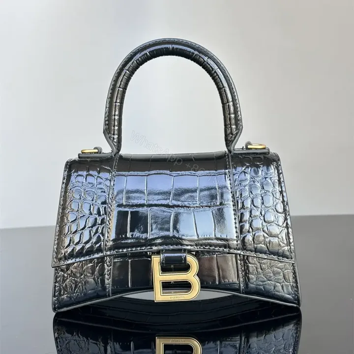 View 1 of 高仿BalenciagaHourglass系列鱷魚皮沙漏包XS