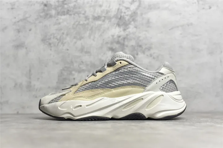 View 1 of YEEZY BOOST 700 V2 CREAM Reps