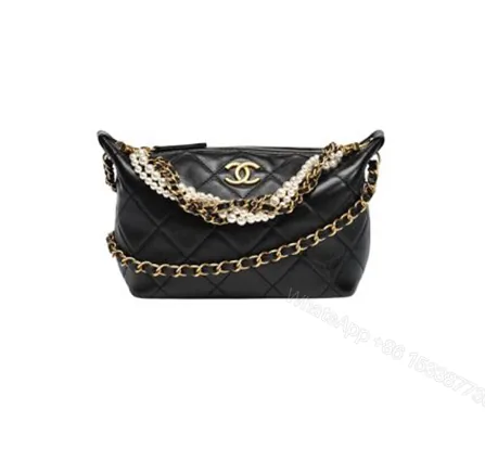 View 1 of CHANEL Hobo Handbag(HIGH-END GRADE)
