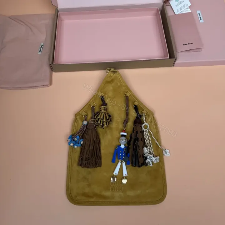 View 1 of 高仿miumiu*5BA295絨面革手提包棕色免檢版