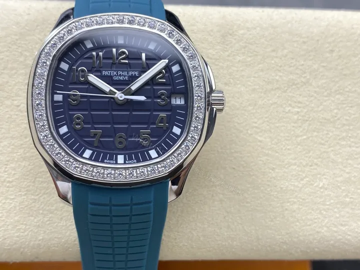 View 1 of Patek Philippe Aquanaut 5067 Stainless Steel Blue 5067A-025
