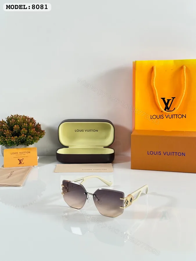 View 1 of Louis Vuitton 8081 Square Cream-White Brown Gradient