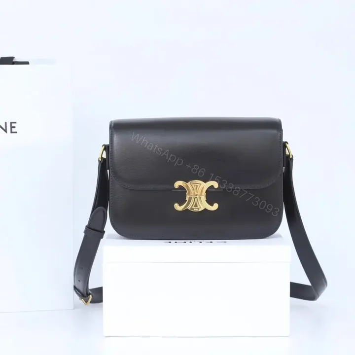View 1 of 高仿Celine*Triomphe系列手袋187363黑色中號免檢版