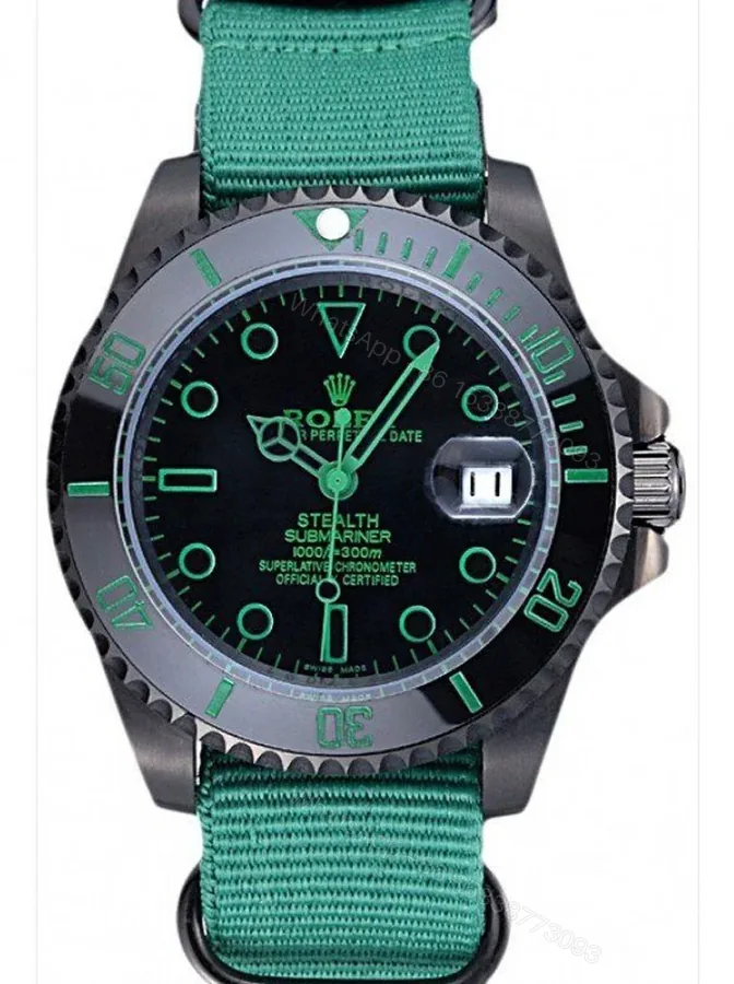 View 1 of Replica Rolex Submariner Black Dial 622009