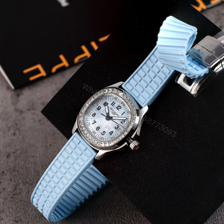 View 1 of Patek Philippe Rose Gold – Ladies – Aquanaut