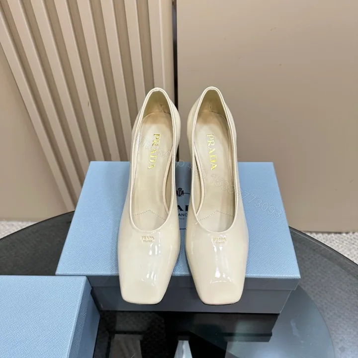View 1 of 高仿Prada*1I837M方頭粗跟高踭鞋8.5CM漆皮白色免檢版