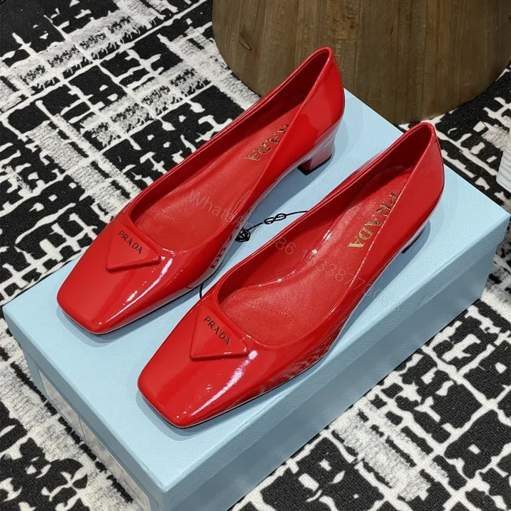 View 1 of 高仿Prada*1l628M方頭粗跟單鞋3.5CM紅色免檢版