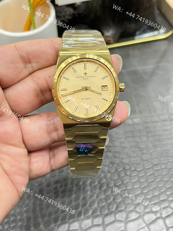 View 1 of Super Clone Vacheron Constantin Historiques 222 4200H/222J-B935 – Gold Dial