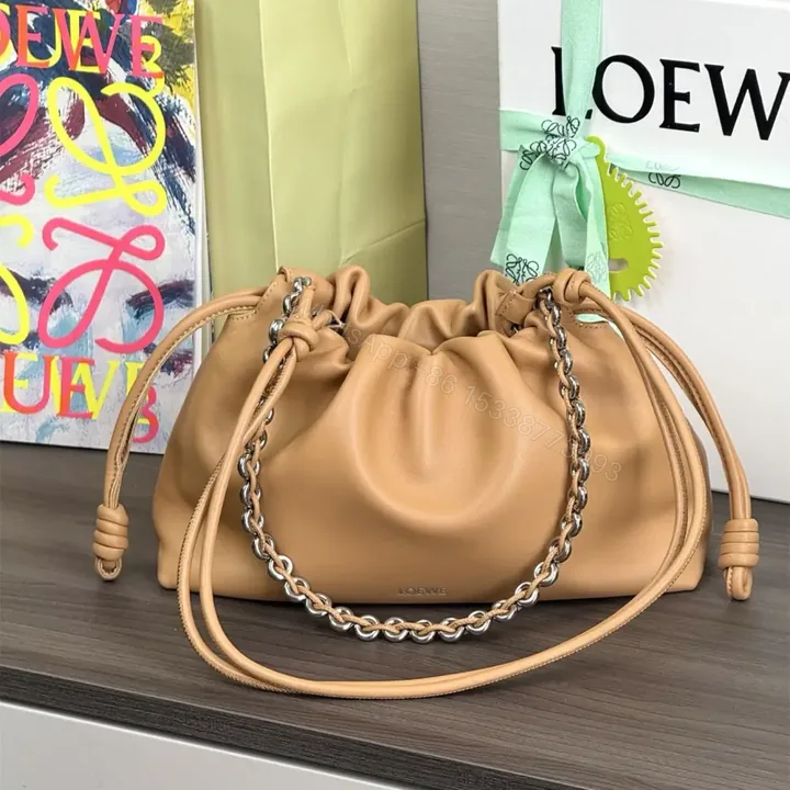 View 1 of 高仿Loewe*Flamenco系列9579雲朵包摩卡色中號免檢版