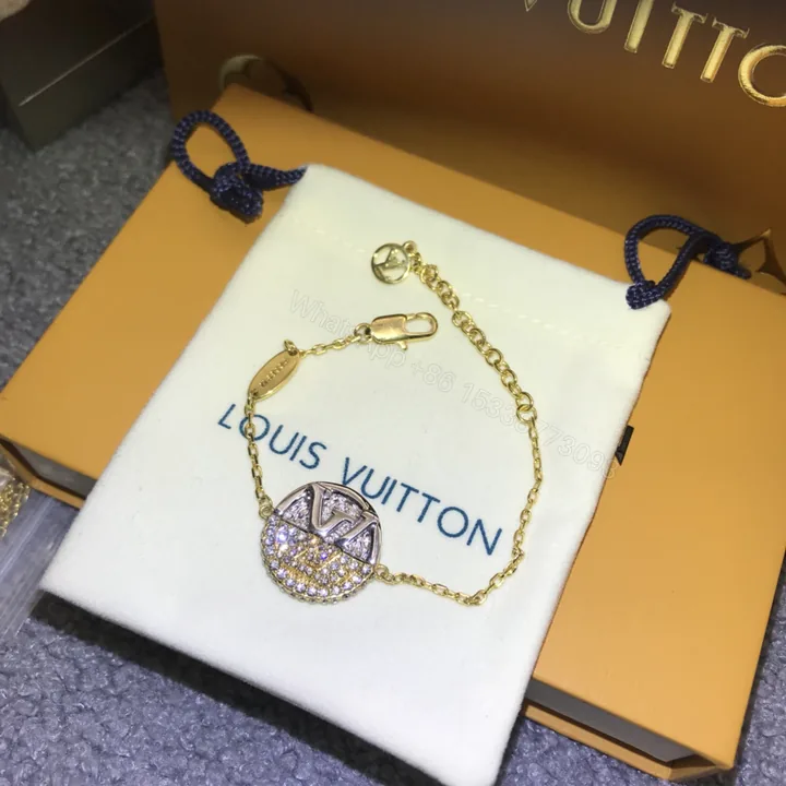 View 1 of EN – Lux LV Necklaces 095