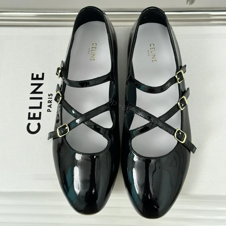 View 1 of 高仿Celine*360194583塔扣瑪麗珍單鞋小牛皮漆皮黑色免檢版