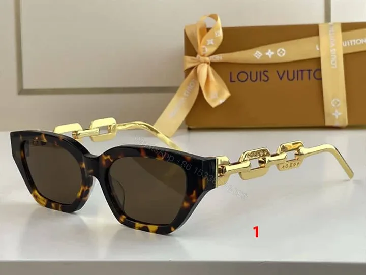 View 1 of LV SUNGLASSES – GLVT26