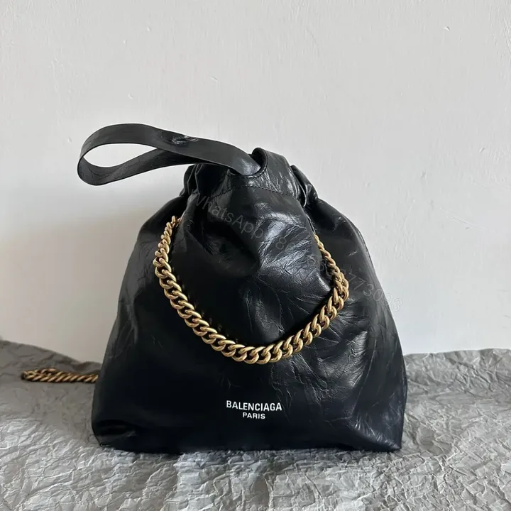 View 1 of 高仿Balenciaga2023年新款Crushtote垃圾袋小號