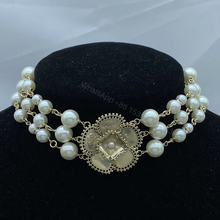View 1 of EN – Lux Chanel Necklaces 002
