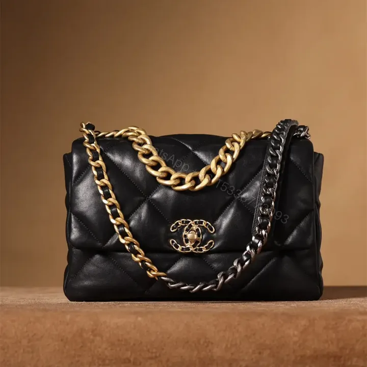 View 1 of 高仿Chanel*19Bag系列小羊皮口蓋包黑色免檢版