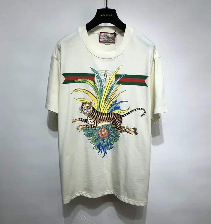 View 1 of Gucci T-shirt – GC60