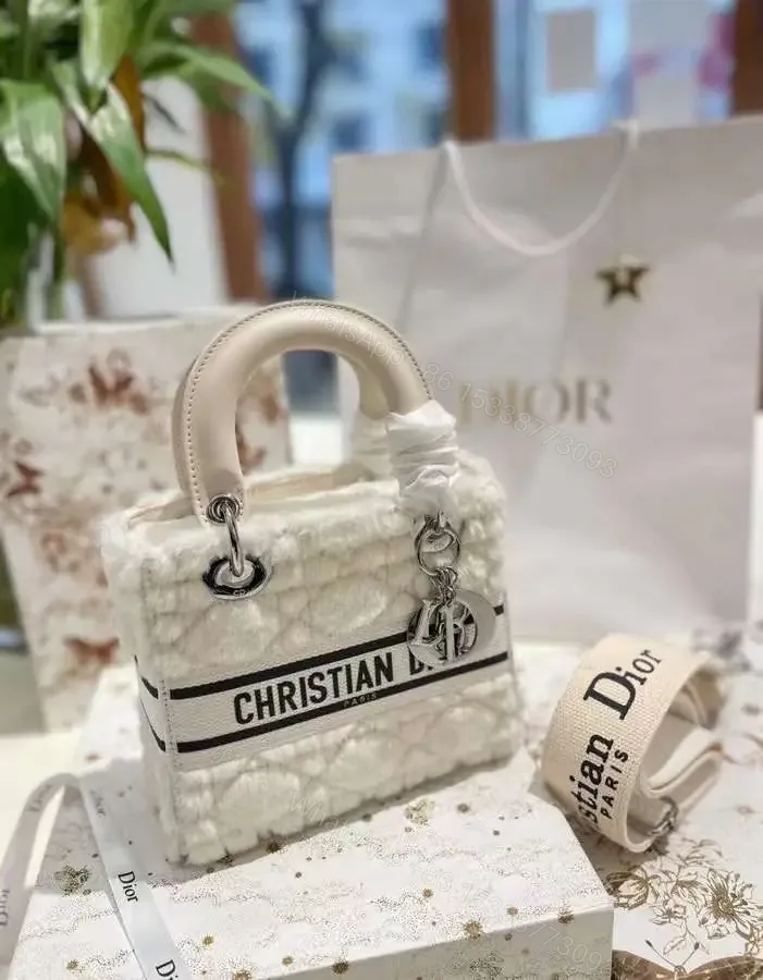 View 1 of DIOR