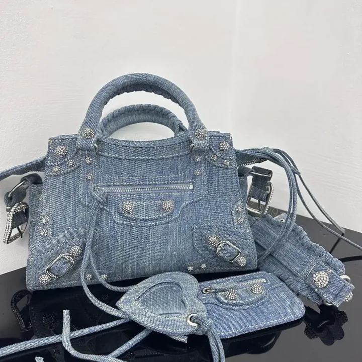 View 1 of 高仿Balenciaga*NeoCagole系列機車包牛仔藍