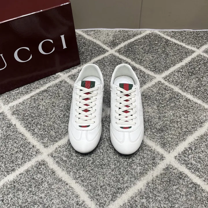 View 1 of Gucci高仿男鞋 全白皮革經典織帶設計 舒適修身款