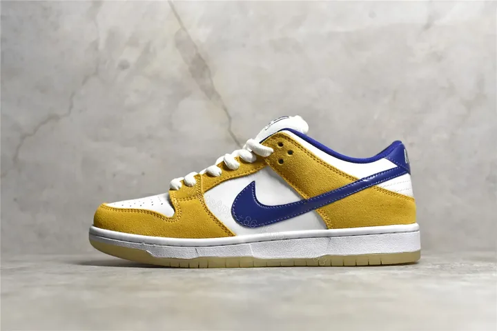 View 1 of Nike DUNK SB LOW LASER ORANGE Replicas